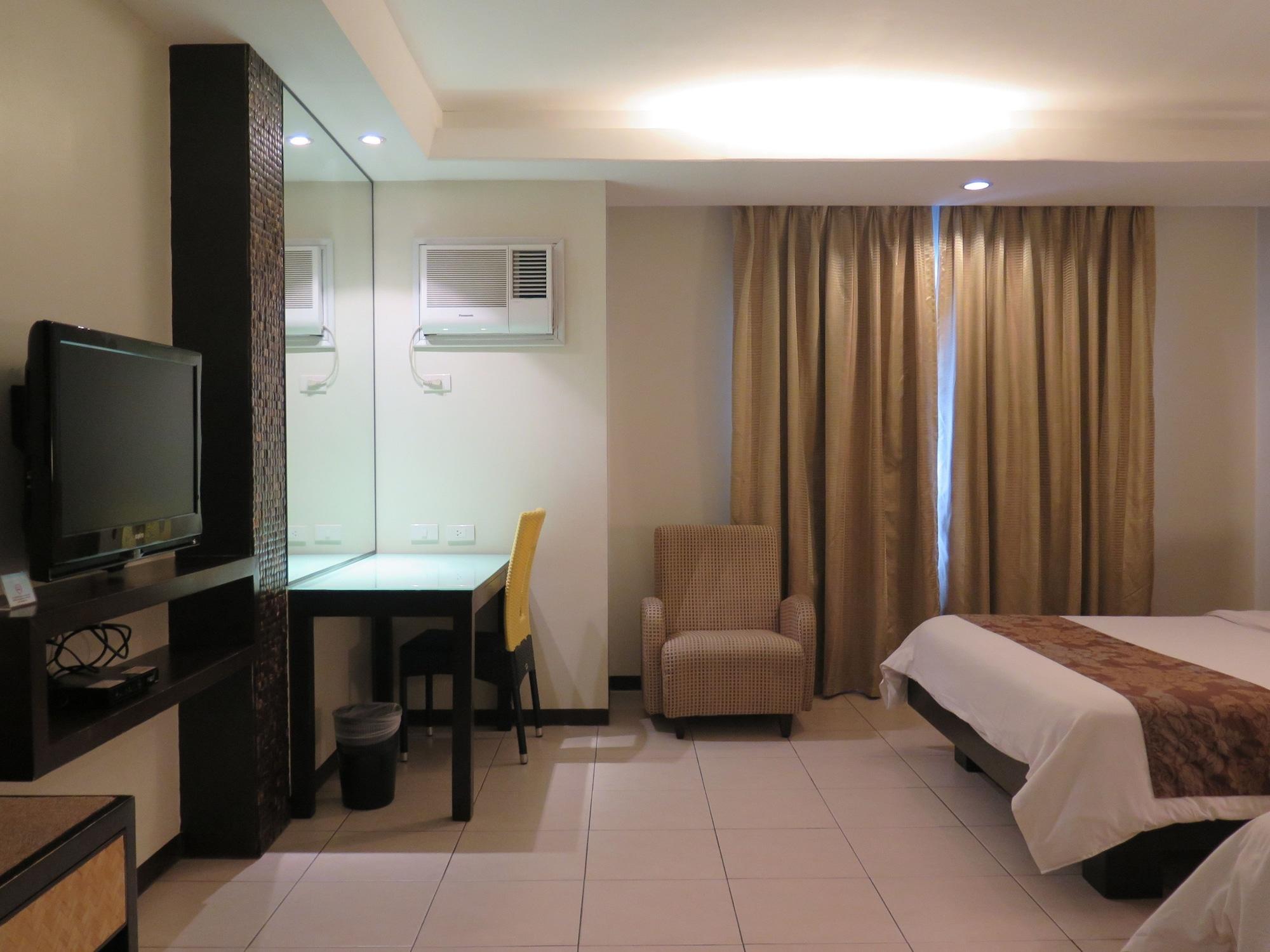 Circle Inn - Iloilo City Center Eksteriør billede