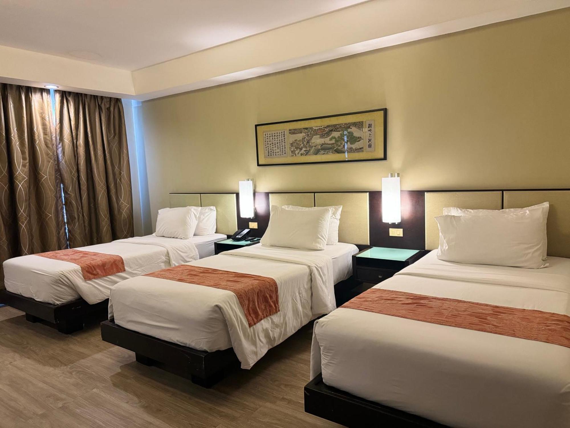 Circle Inn - Iloilo City Center Eksteriør billede