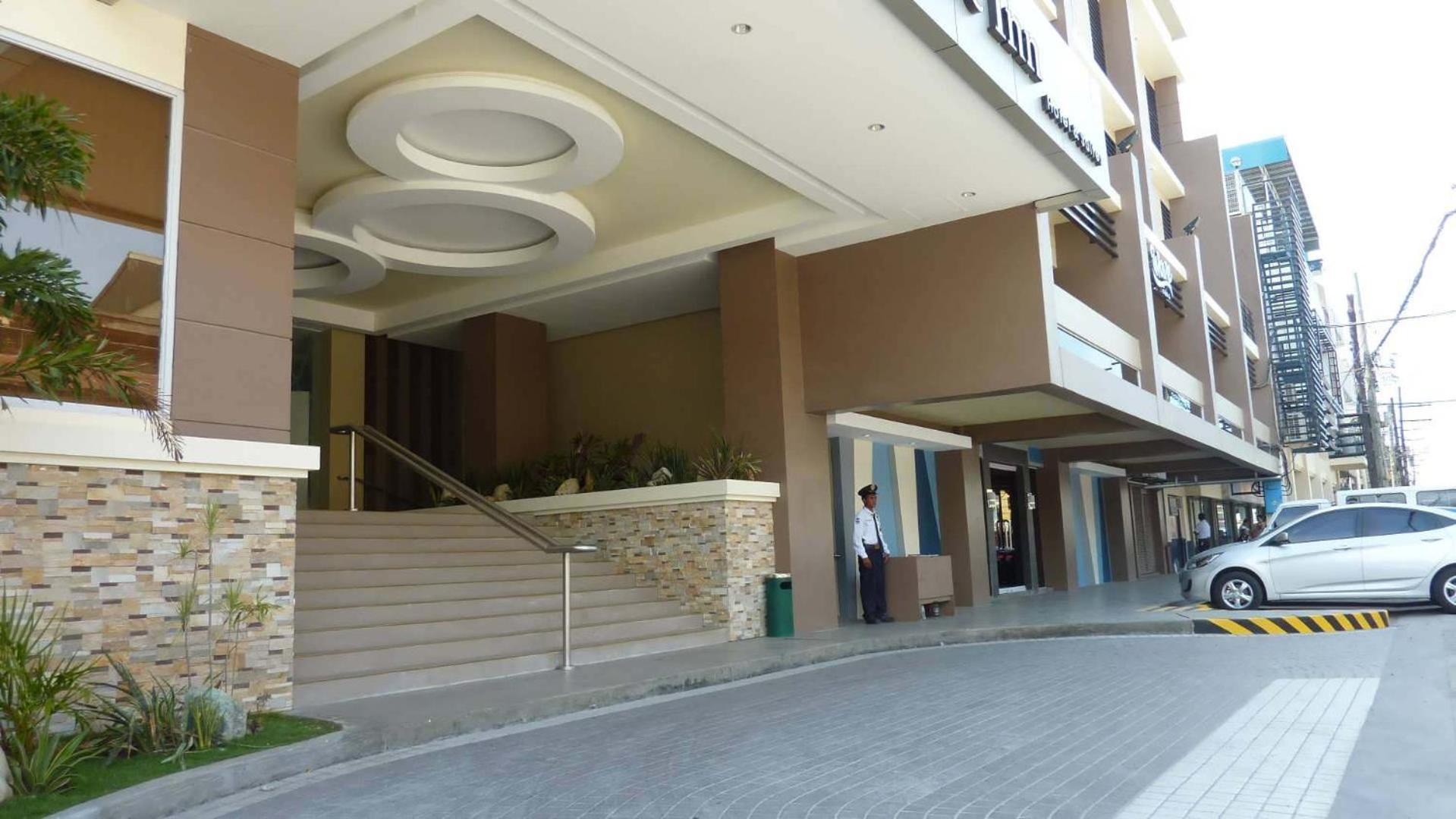 Circle Inn - Iloilo City Center Eksteriør billede