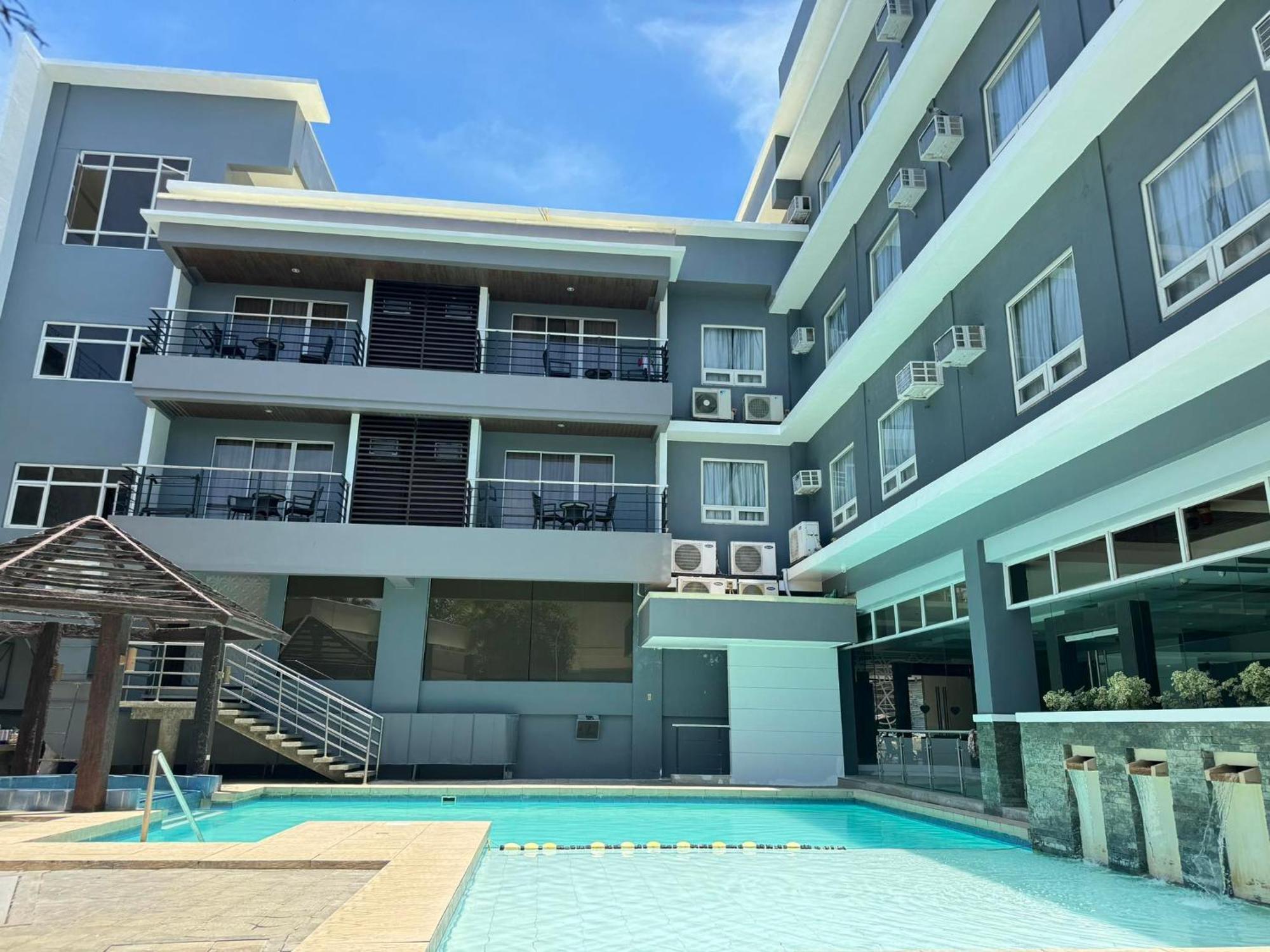 Circle Inn - Iloilo City Center Eksteriør billede